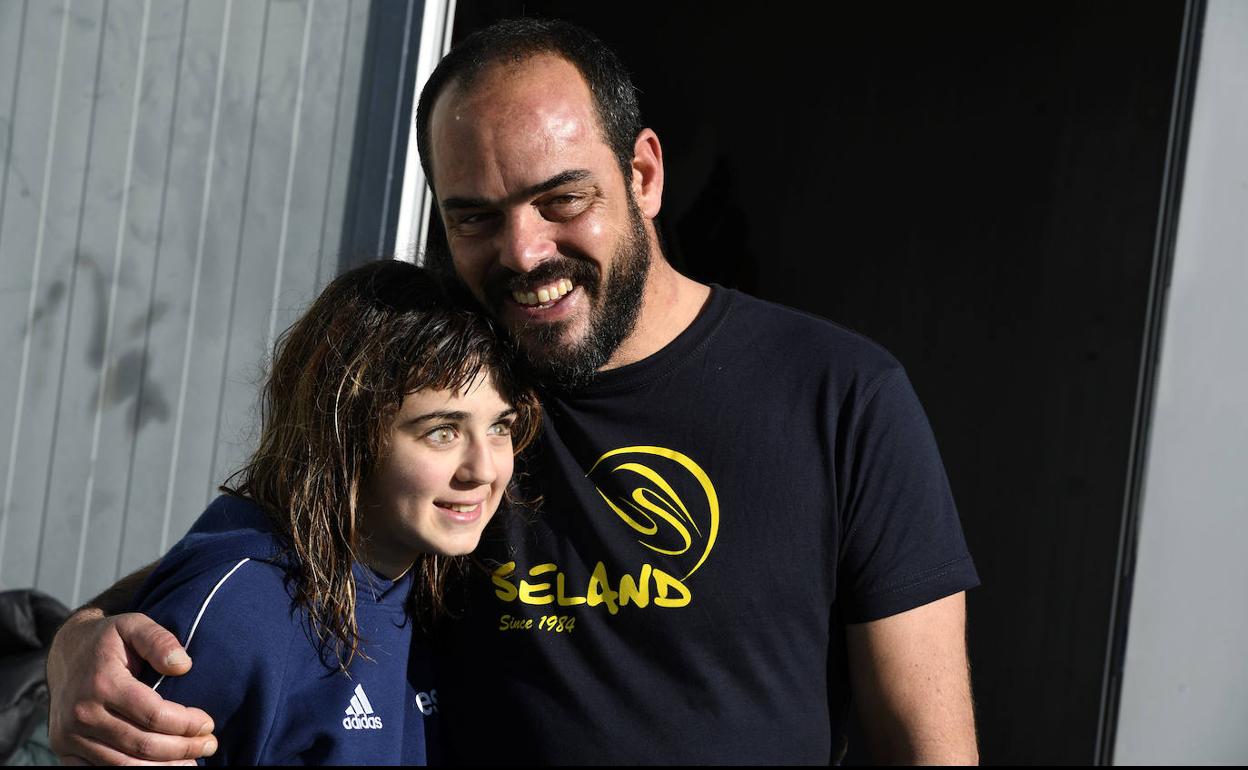 La surfista asturiana Carmen López se queda sin mundial por falta de presupuesto El Comercio